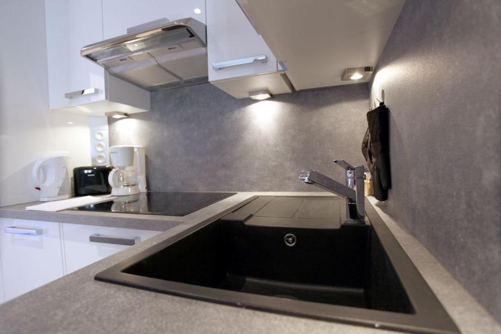 Cannes A 100 Metres Du Palais Et Des Plages Apartment Room photo